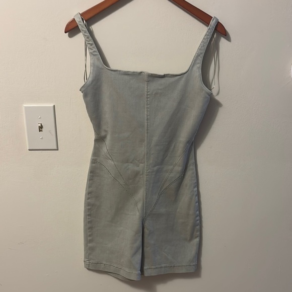 Zara Pants - Zara Beige Bodying Denim Capsule Collection Romper. Size XS